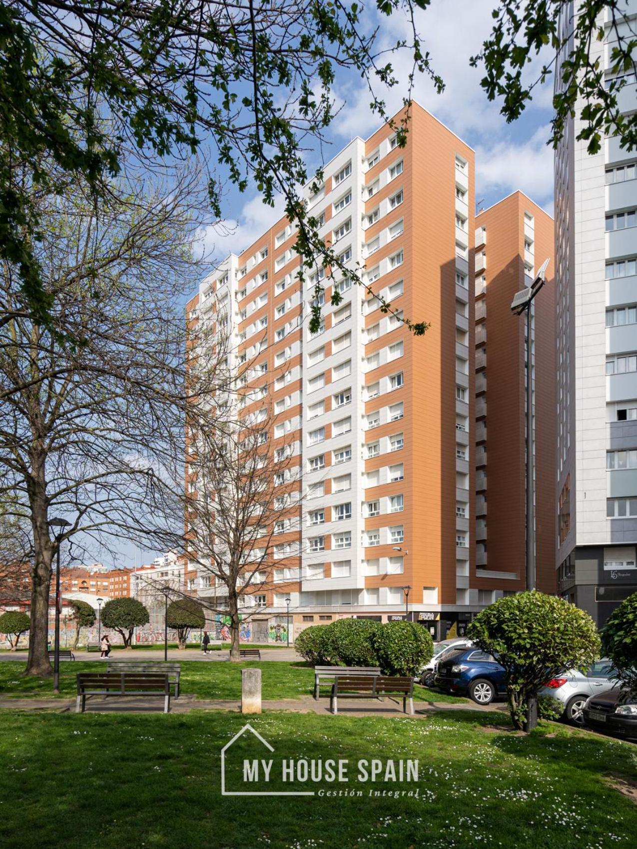 Myhousespain - Luminoso Piso Junto Al Centro Gijón Eksteriør billede